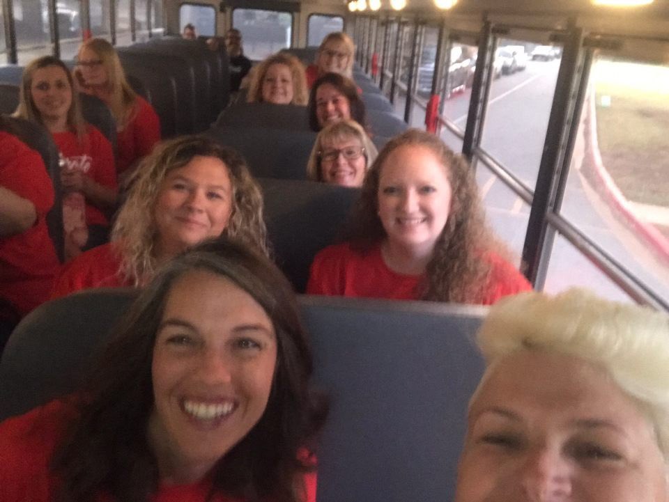 BetsyGragg's tweet photo. Austin bus headed for convocation! #aisdcarpool #celebrateaisd #austinraidersarethebest https://t.co/sSw1KKsWBu