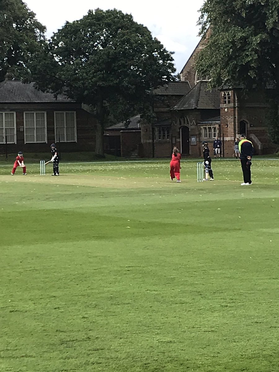Gaz2627L's tweet photo. Has had a great day watching Matilda play for LANCS @RugbySchool1567  14 not out in the first game batting no10 bowled 3 overs. Batted no3 second game and got 3. LANCS won both games. One more game tomorrow morning. @EGERTON_CC #thisgirlcan #veryproud https://t.co/TdRXzc0wah