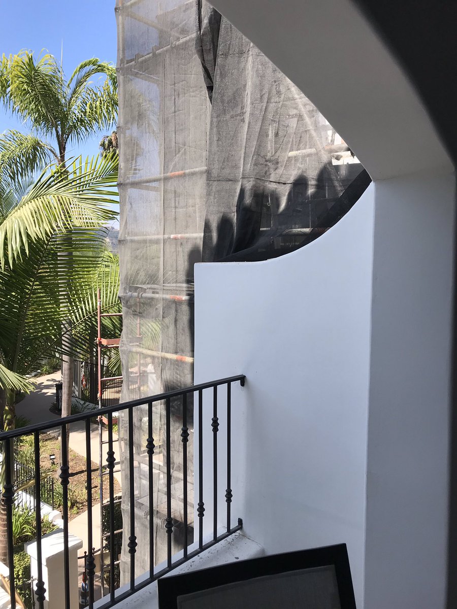 ScottEmpringham's tweet image. Looking for a relaxing spa vacation? Skip the @OmniHotels #LaCosta in San Diego.  Lol Hammering, banging wakeup call starts at 7:00 AM. No return call from front desk. Dust on EVERYTHING. :(. Bummer