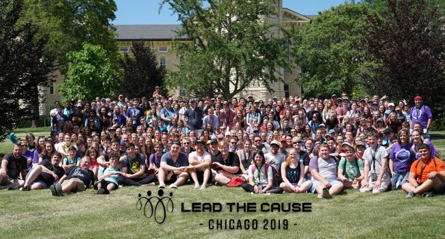 Dare2Share's tweet photo. Would ya get a look at this bunch! #TBT not too long ago at Lead THE Cause Chicago in June!
#LeadTHECause #YouthMinistry #LTCFollow #Dare2Share #Evangelism #Gospel https://t.co/9VwZmcXWIT