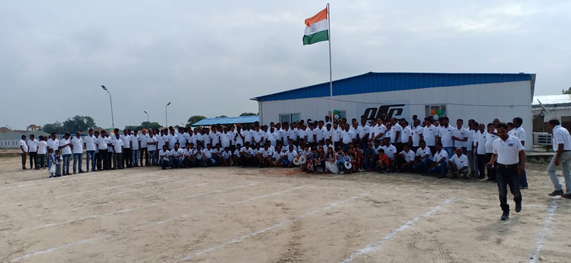 ajitrawat33's tweet photo. @AmarUjalaNews @JagranNews 
73rd independent day celebration by team OSEPL at Purvanchal Expressway Pkg-8 Ghazipur UP https://t.co/maKAbGKamV