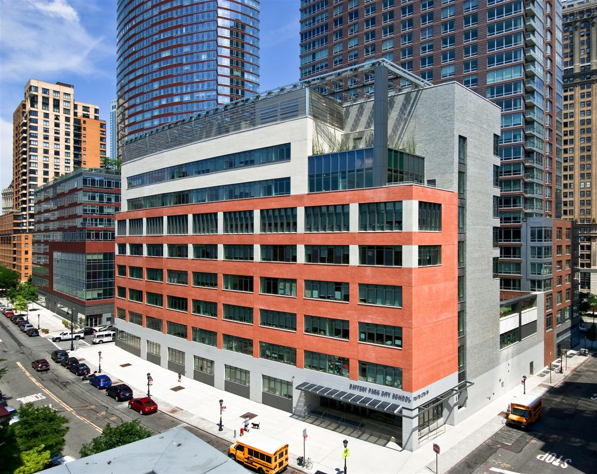 NYC_SCA's tweet photo. DYK?: Since 2009, @NYC_SCA has created more than 19,000 new seats in Manhattan. #newseats #newopportunities #space2learn https://t.co/sOKTVaC8sI