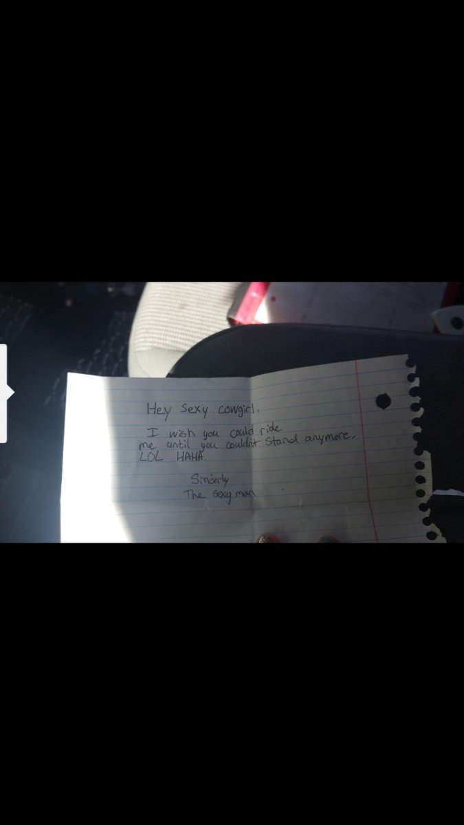 LittleHighFlyer's tweet image. When he's funny and sexy and interesting and leaves you naughty messages even though he can't spell... and is married to someone else... #FuckOff #YoureAPieceOfShit