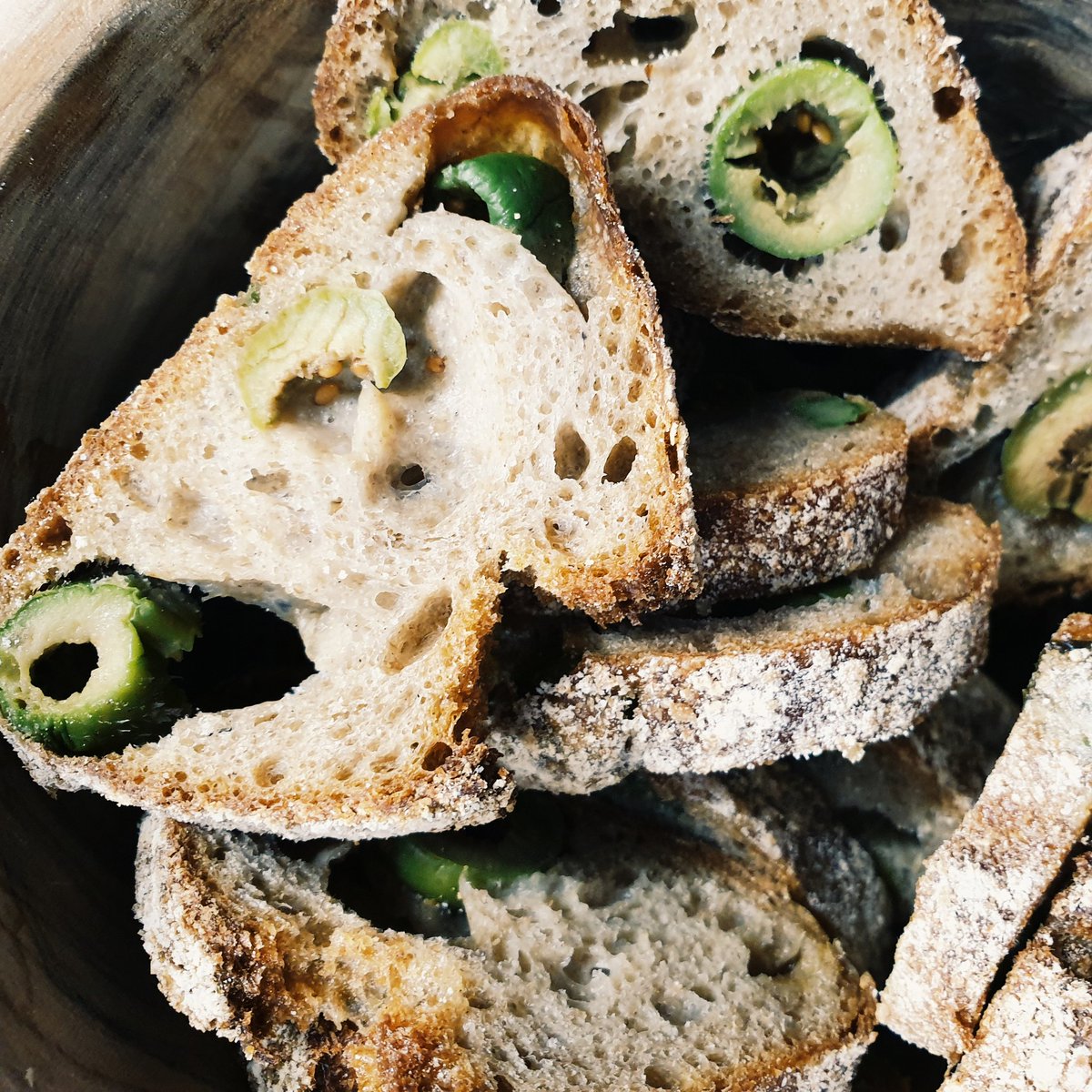 RAMSCanaryWharf's tweet photo. Paul Rhodes brought the goods...💚
@PaulRhodesLDN @RA_Food #rustic #olivebread #bakery #supplier https://t.co/48k9R6agei
