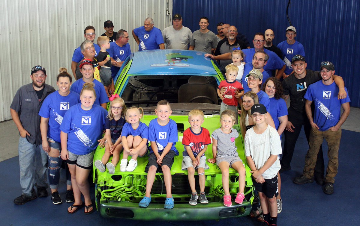 napoleonmachine's tweet photo. 2019 Henry County Fair | Napoleon Machine Derby Car
#derby #napoleonmachine #family #teamgreen #takinghomethewin #NoFear https://t.co/TuBv2IEqJp