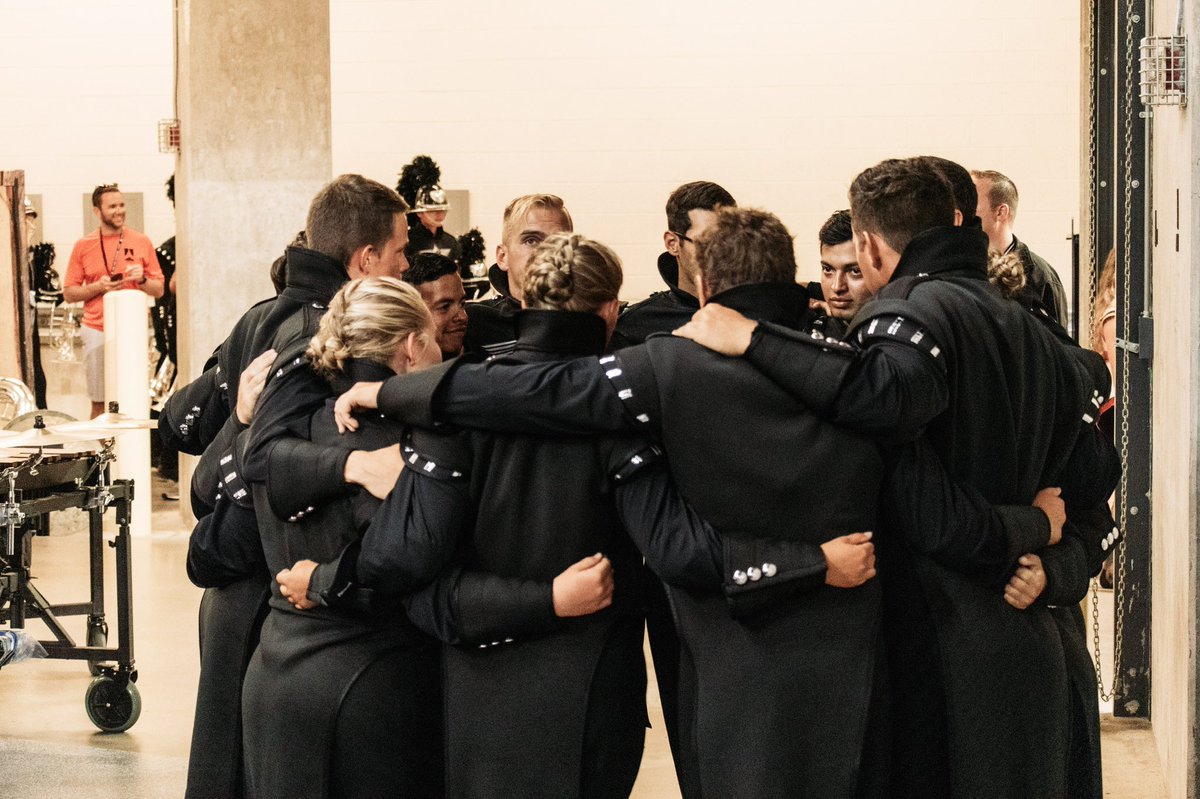 NickoolasParra's tweet photo. I am ______. #Regiment19 https://t.co/rTn1an34gt