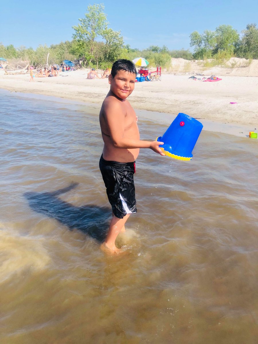 Rossbrook's tweet photo. There isn’t much that’s better than a day at the beach. The @Rossbrook participants had fun at Patricia Beach on a beach day outing. #rossbrookhouse #BeachDay #outings #summeradventures2019 #summerfun2019 https://t.co/Sxe4rQQJrQ