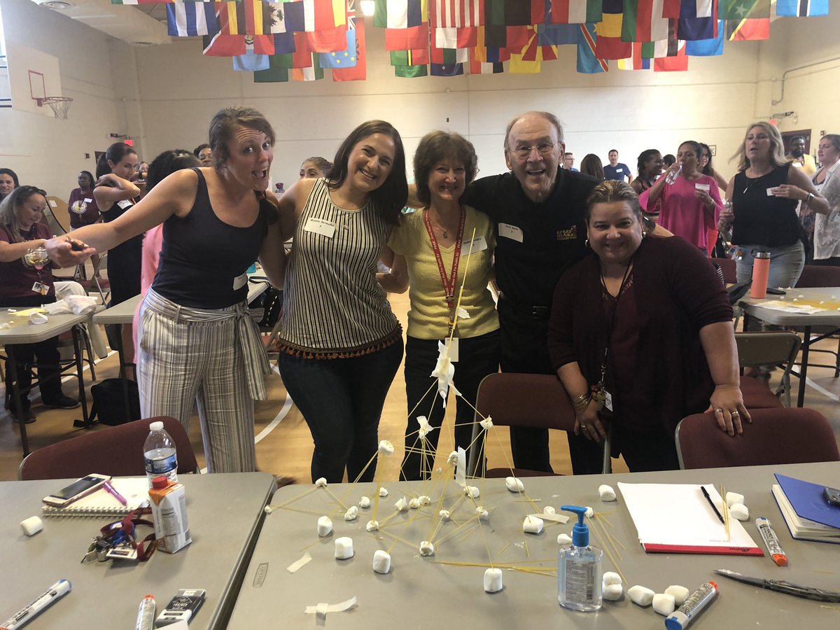 SpeasGlobal's tweet photo. Welcome back to our amazing #IBSpeasBees staff! We are so excited for the new year! #LearningCommunity #BuildingRelationships #ibpyp #wsfcscv @wsfcs @ibpyp https://t.co/479x9Kb78K