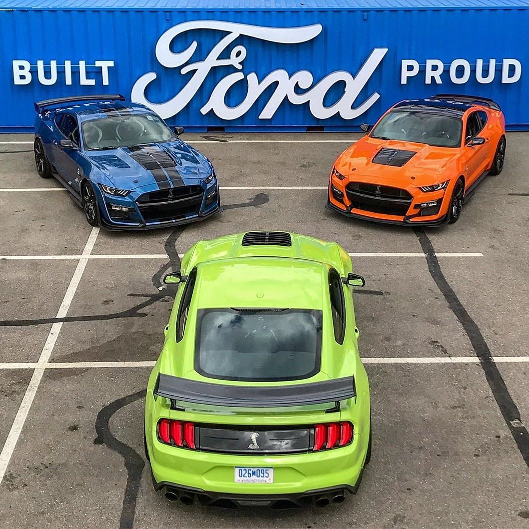 BillyJRacing's tweet photo. The fastest Mustang around a track. Period.
"GT500 features the best Mustang track times, the best cornering & the largest brakes of any domestic sports coupe".
It will turn those times lap after lap w/o overheating, fading brakes, or killing tires. #defiesphysics #2020gt500 https://t.co/UgZDmTemOS