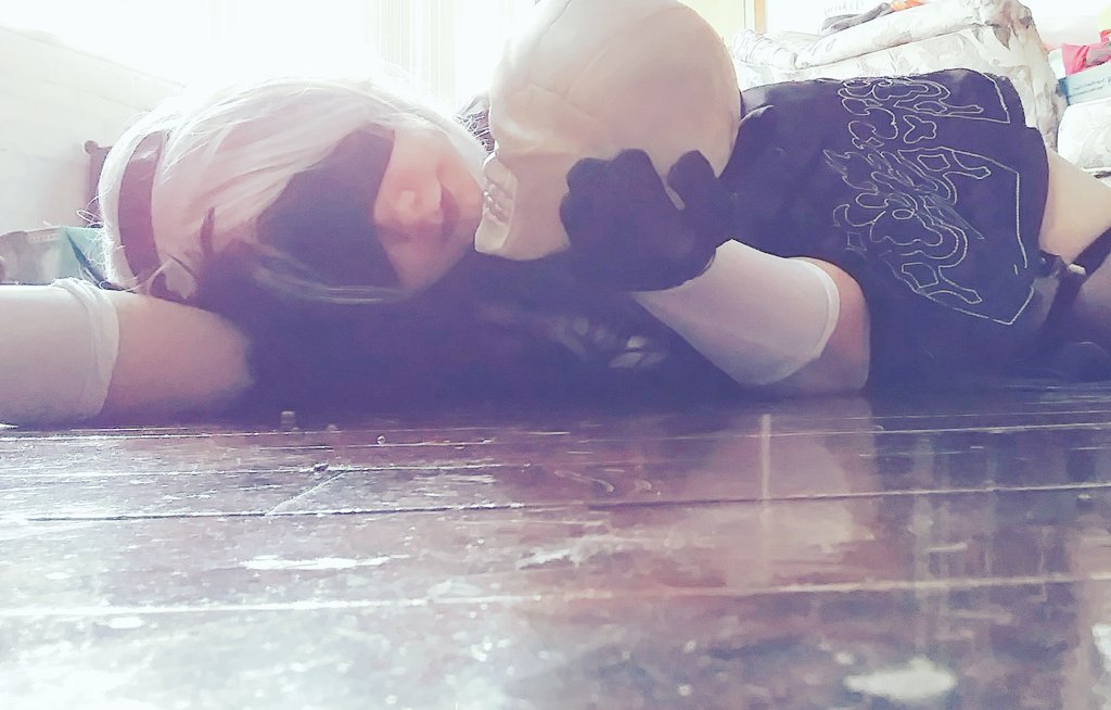 QODW_Modeling's tweet photo. A "self shoot" with @KittySpallaBSG as 2b from the hit #NieRAutomata
#gamergirl #gamermodel #autisticmodel #cosplay https://t.co/vtuYo7KQio