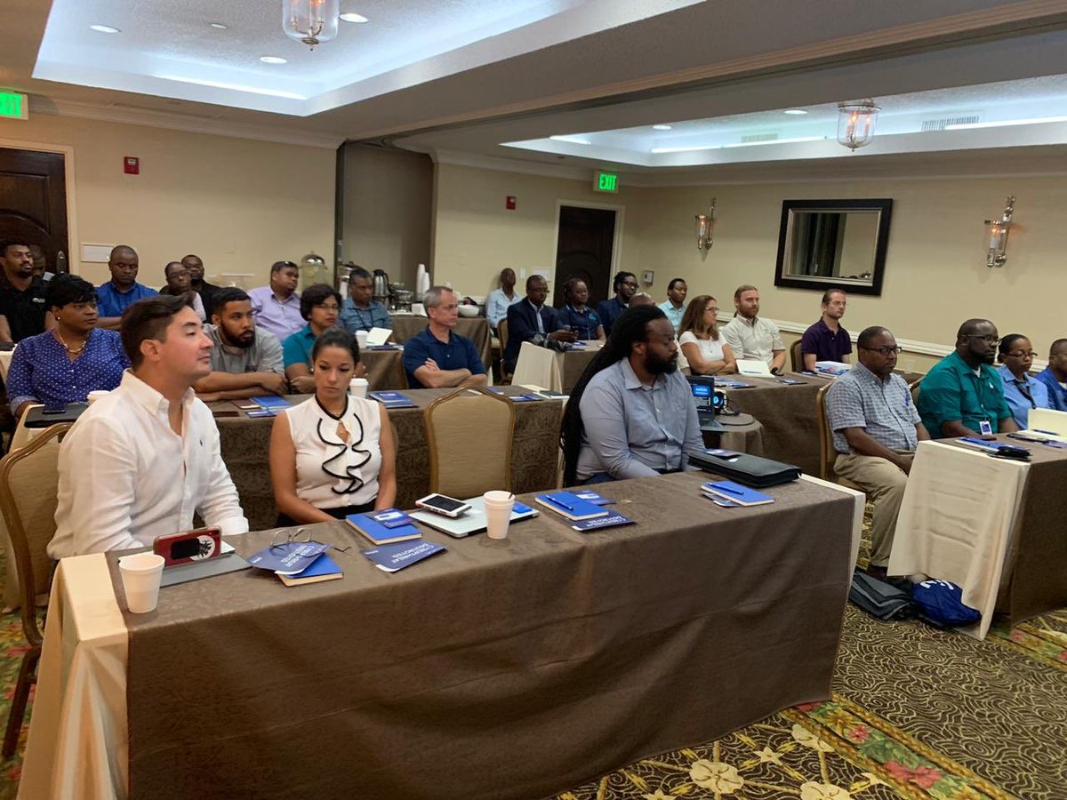 SophosLatAm's tweet image. Full house in Bahamas in our Evolve or Surrender event! @marialemajo @QueenKetty1402 @j4iruX @CLAUVIZCARRA #securityasaservice #innovation #ai #cloudadoption