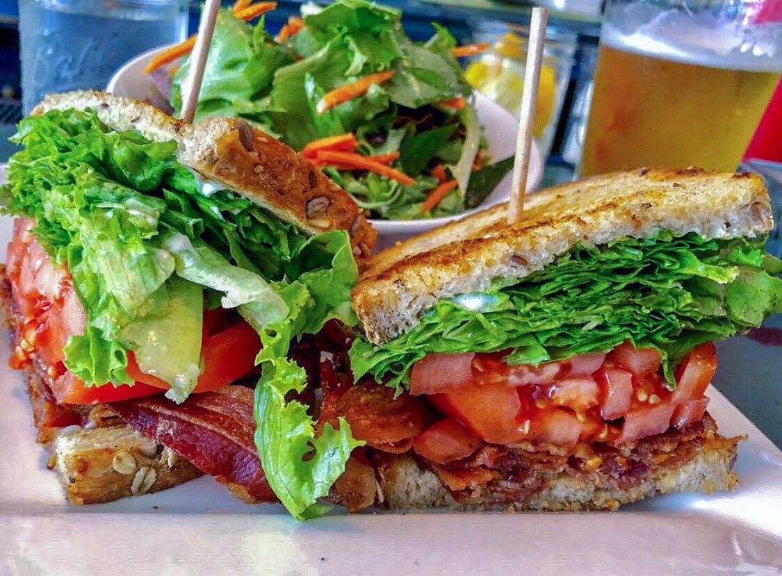 983bk's tweet photo. 🥓🥬🍅 https://t.co/7lOQWPw4J9