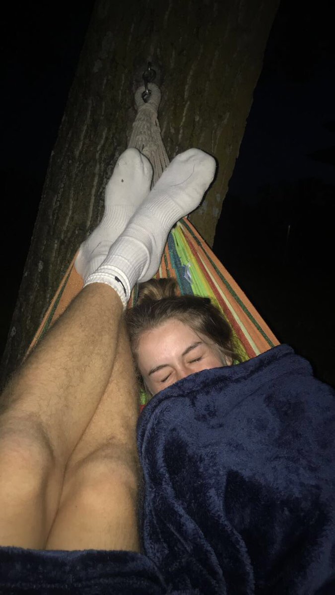 Dtunink22's tweet photo. Happy Birthday to this cute girl I’m lucky enough to call my Girlfriend🎉🎈, I hope you have a great day and I’m glad I get to celebrate it with you !! I love you !!! https://t.co/QEHbXr7fNK