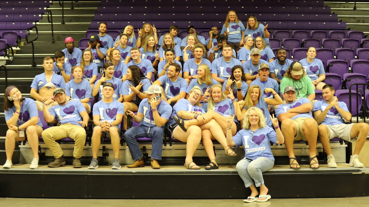 BethelUniv's tweet photo. 2019 Bethel STAR Leaders. Ready to welcome our incoming freshmen! https://t.co/PQIjocawXg