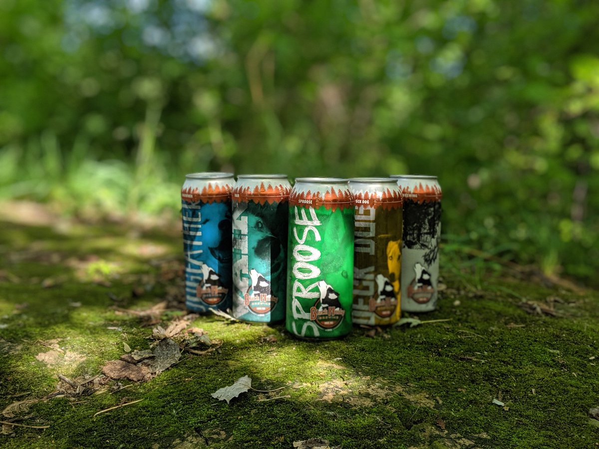 designwayman's tweet photo. Got to finally get some shots of the "pack" of can sleeves I designed for the wonderful folks over at @BlackHuskyBrews If you see them out in the wild be sure to snag up a 4-pack!!!! #drinkblackhuskybeer #craftbeer #gabf #sproose #vain #dogfather #deckdog #jodler https://t.co/UHfwvl4MIv