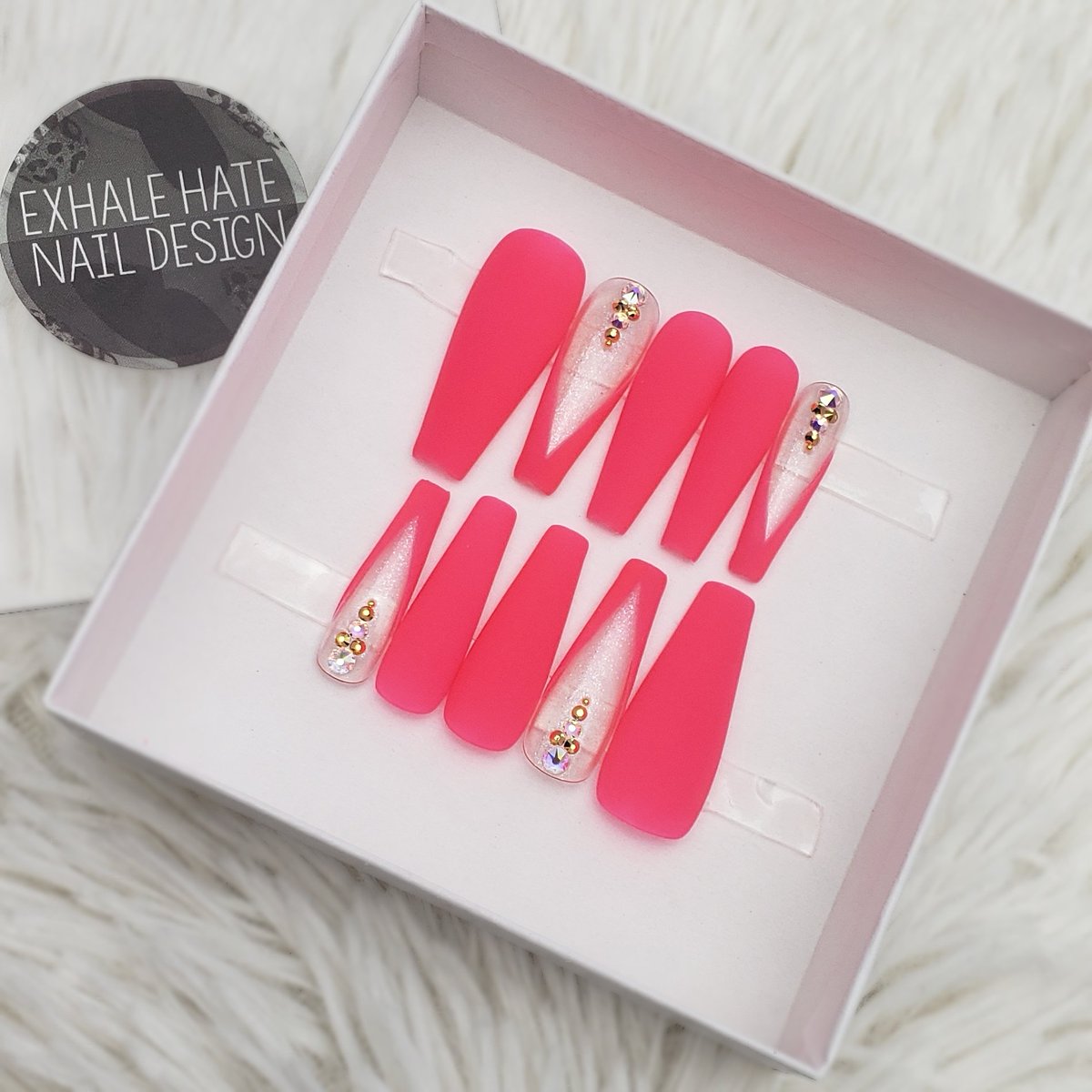 exhalehatenails's tweet photo. Which is your favorite 😍 Seeing Stars, Cacti Coven, Double Bubble and Black Magic 💅 all available in your favorite nail shape and length! 

#nails #nailart #coffinnails #pressons #pressonnails https://t.co/BPipvkxonW