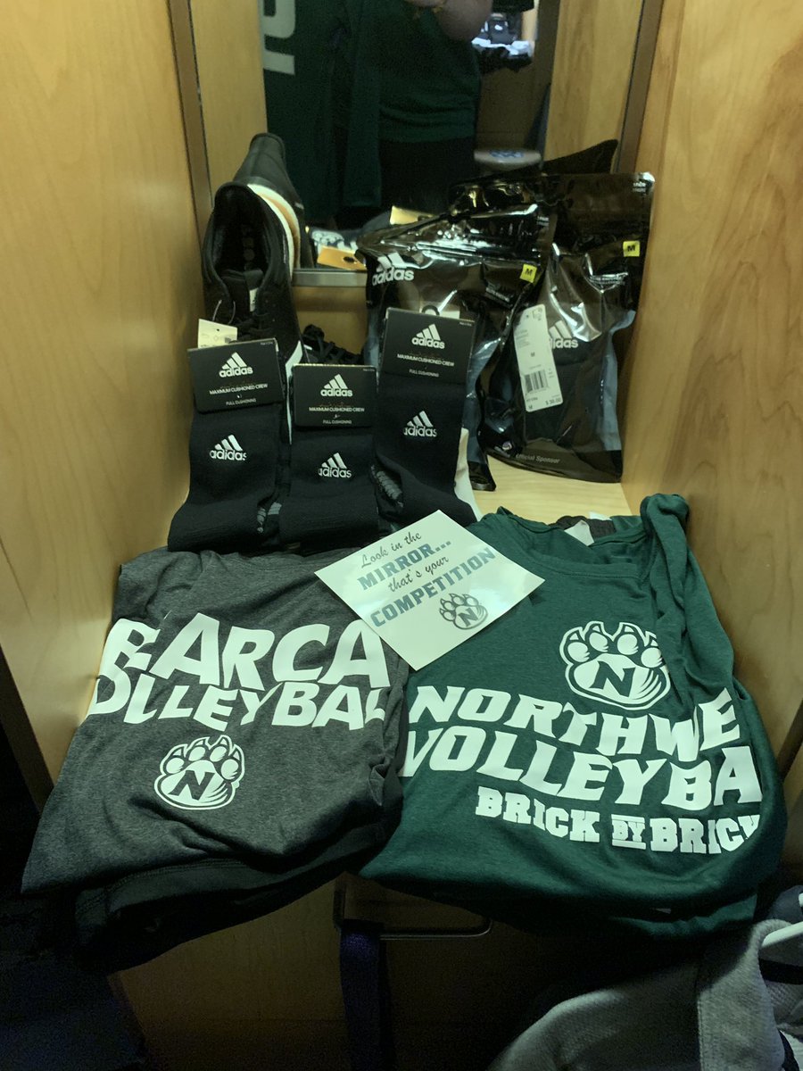 Bearcat Christmas!!! #santatime #WeReady