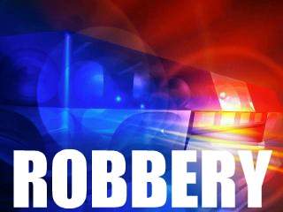 CenPAFirst's tweet image. #CoveringCambriaCounty:  Police are looking for 3 suspect, after a robbery in Johnstown.  Police say that the robbery happened at 11:40 AM Wednesday, at the AutoZone in the Hornerstown section of the city.  Police say that 2 men demanded money, and another drove them away.