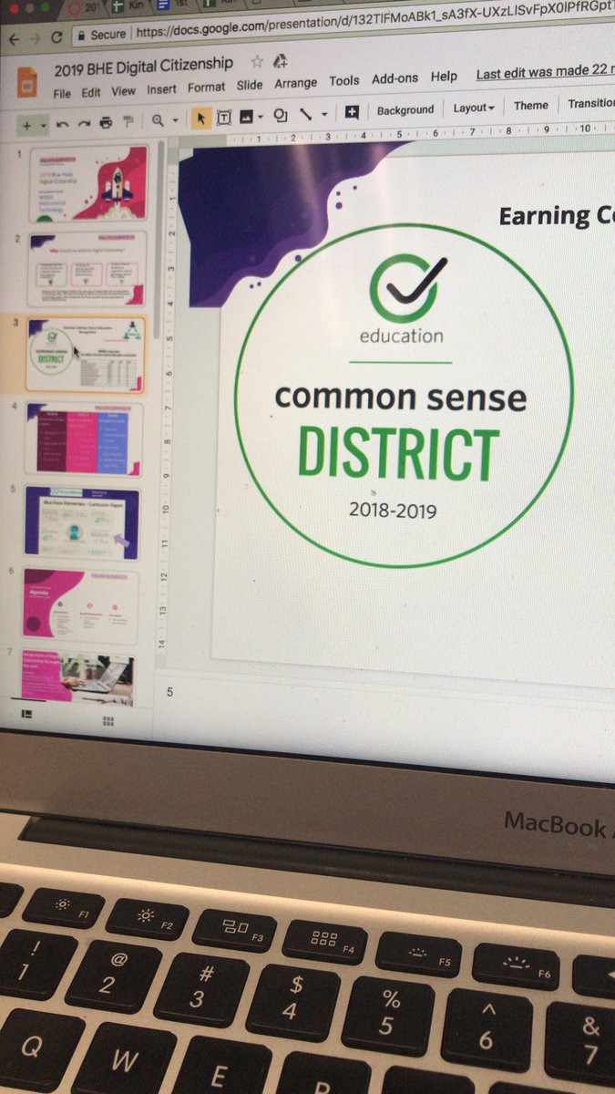 KeepSmiling_MK's tweet image. Digital citizenship targets too! We are on target! @wsisdschools #EmpoweringBearsBHE