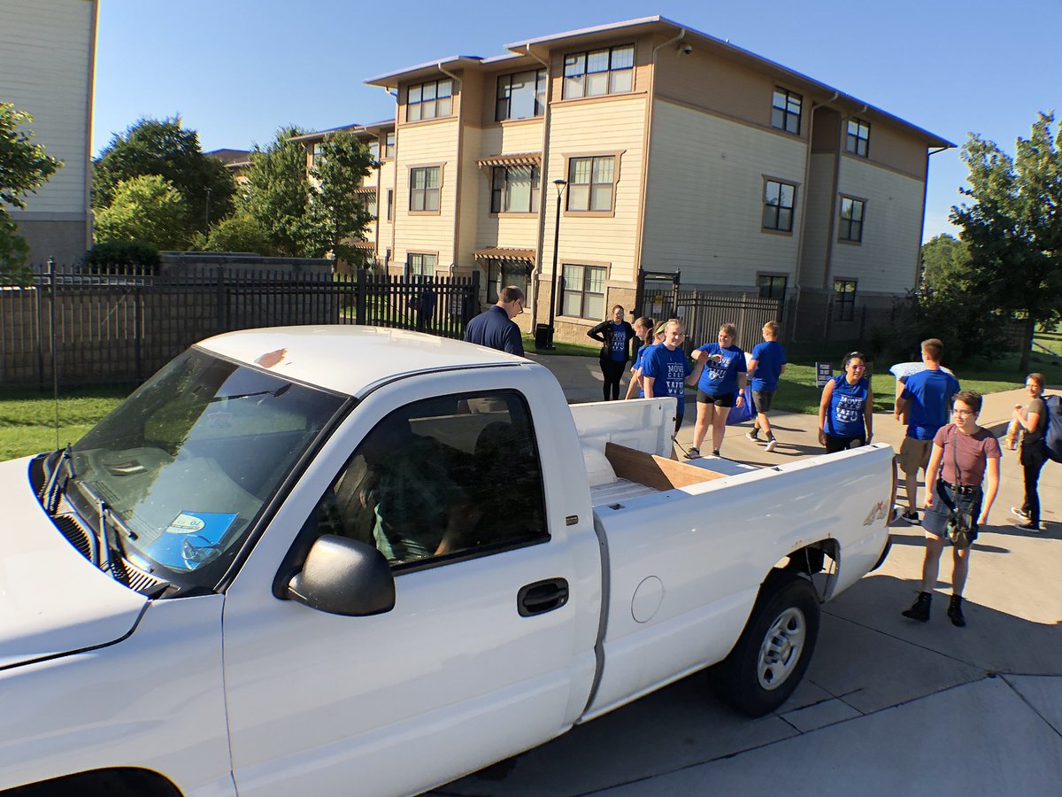 washburnalumni's tweet photo. The Move Crew made quick work of this new resident of Washburn Village. Welcome home, Ichabods! #gobods https://t.co/6WmN6WMRxf