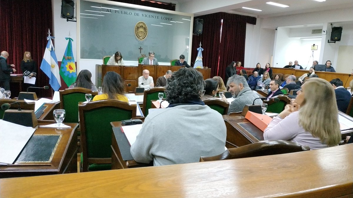 comenzó la 10° Sesion Ordinaria del 96° período de sesiones del #HCD #VicenteLopez