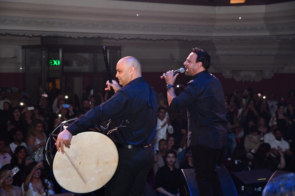 OscarEventHouse's tweet photo. لقطات لفارس الأغنية العربية #عاصي_الحلاني من حفل أوسكار ايفنت هاوس في عيد الأضحى المبارك 2019 في #لندن ..

@assihallani https://t.co/AjVOueikoq