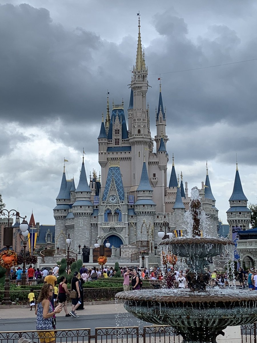 JKyleAubrey's tweet photo. Yesterday was full of birthday celebrations, breakfast with our favorite characters, new adventures, and lots of sweating! These times are precious, so we try to treasure every moment. ❤️ #WDWObsessed #PassholderLife #Summer2019 #HappyBirthdayReid https://t.co/yX7vgfrpjh