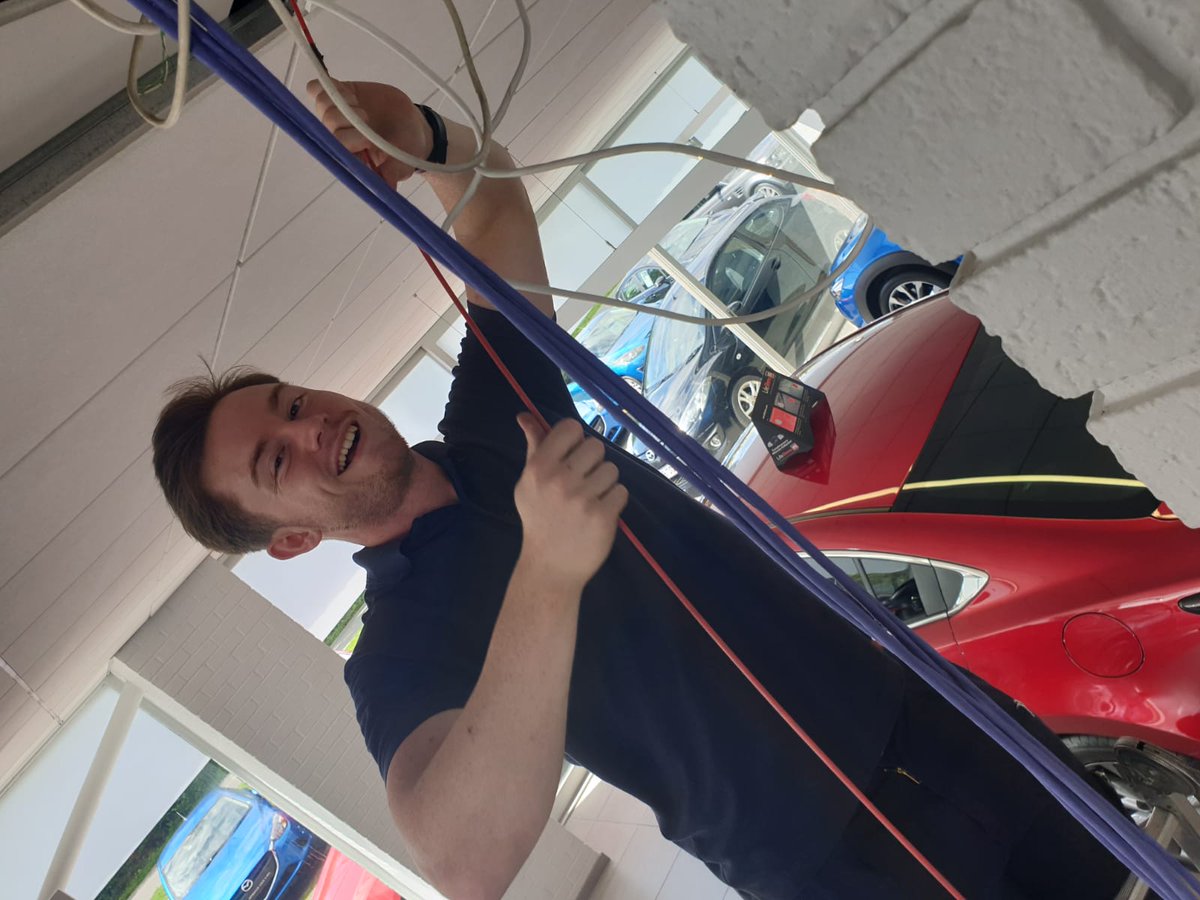 DataKom's tweet photo. Running cat 5 cabling and installing access points ready for the #upgrade2kloud at Mazda Newport.
.
#engineer #engineering #install #datakom #business #mazda #car #Newport #WiFi https://t.co/yOSufkg8xn