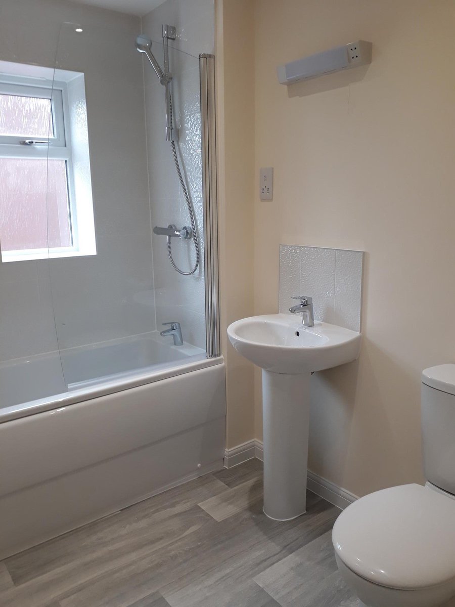 These stunning 2 bedroom homes on the edge of the Cotswolds could be yours if you have a deposit of just £5300. Contact us <a href="/Rooftop_Housing/">RooftopHousingGroup</a> for details @HelptoBuySouth <a href="/TewkesburyBCgov/">Tewkesbury Borough Council</a> #sharedownership #propertyladder #homeowners #cheaperthanrenting