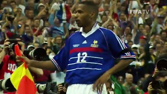 Happy 44th birthday to Les Bleus all-time leading scorer, Thierry Henry   