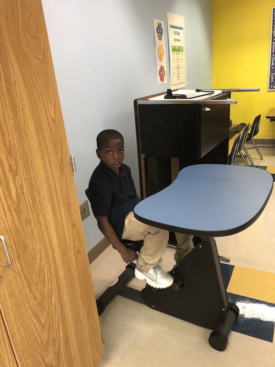 SELTownsend's tweet photo. Dunbar Elementary School’s Mindfulness Room Orientation with Behavior Specialist Mr. Townsend https://t.co/NYDpA2uuHe