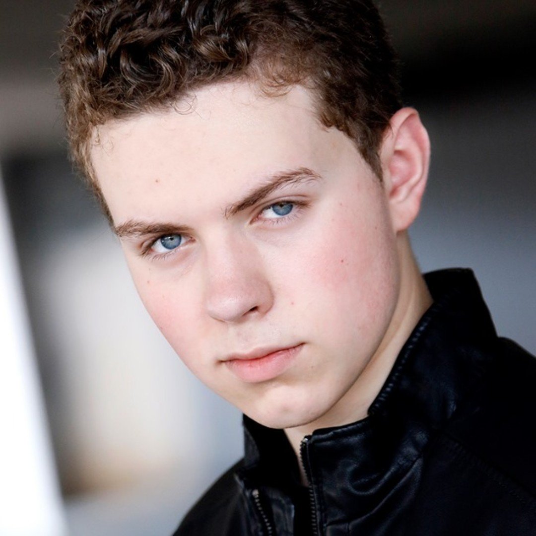 theblancoagency's tweet image. New headshot for Aaron Adler!  @ArlenJPhoto 

#newheadshot #proactor #theblancoagency #TBAtalent