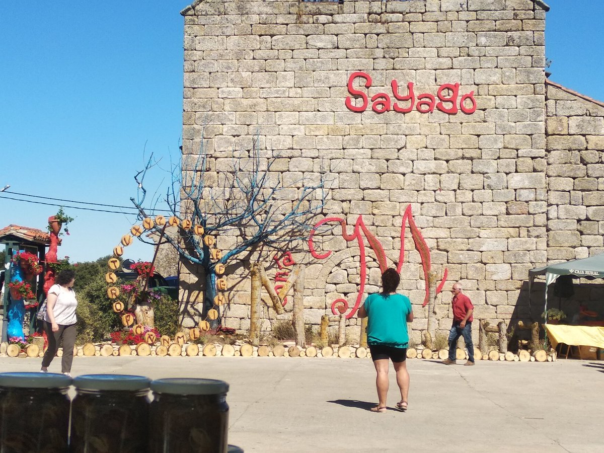 Ya estamos preparados para recibiros en la Feria de Artesanía y Productos Típicos de Moralina. #caracolesdesayago, #caracolesecologicos, #villardelbuey, #sayago