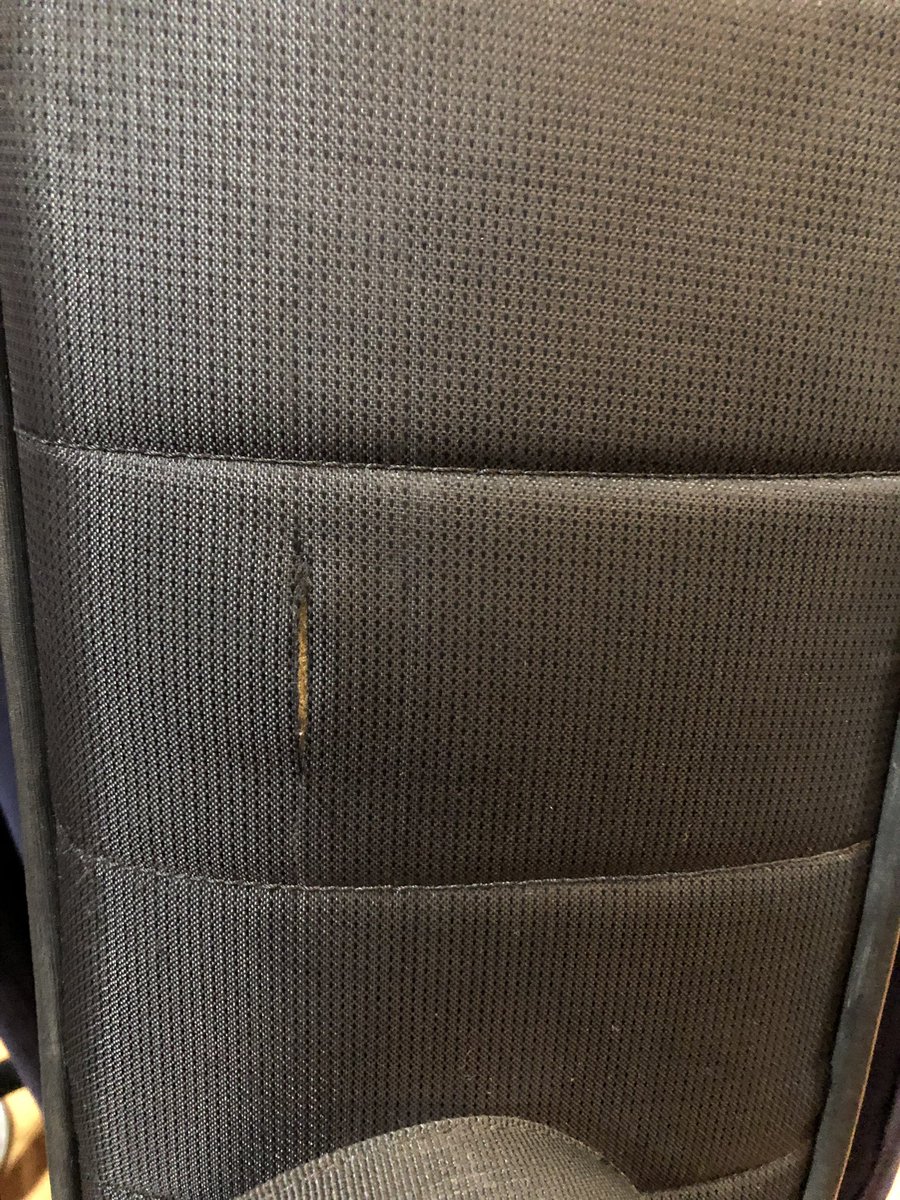 NickWestBass's tweet photo. @MONOcreators my M80 is falling apart 😢.  Is there a good place in NYC I can get it fixed? Broken zipper, tear in the back. #HelpMeBeforeTheRainComesBack https://t.co/sBIgFEzHQ1