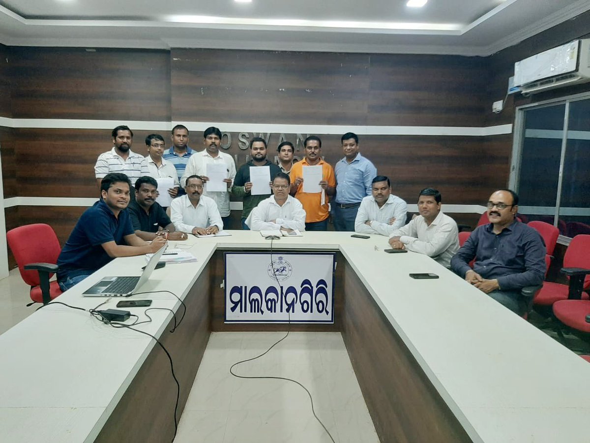 dm_malkangiri's tweet photo. Hon'ble Chief Minister, Odisha has launched Odisha Land Revenue portal for on line payment of land revenue by tenant through Net Banking through Video Conference on 15.05.2019
https://t.co/kTdTOmD2xp
#CMO_Odisha, #rdmodisha, #odishalandrevenue, #LandRevenue, #Malkangiri, #Odisha, https://t.co/EAWxZWBfgA