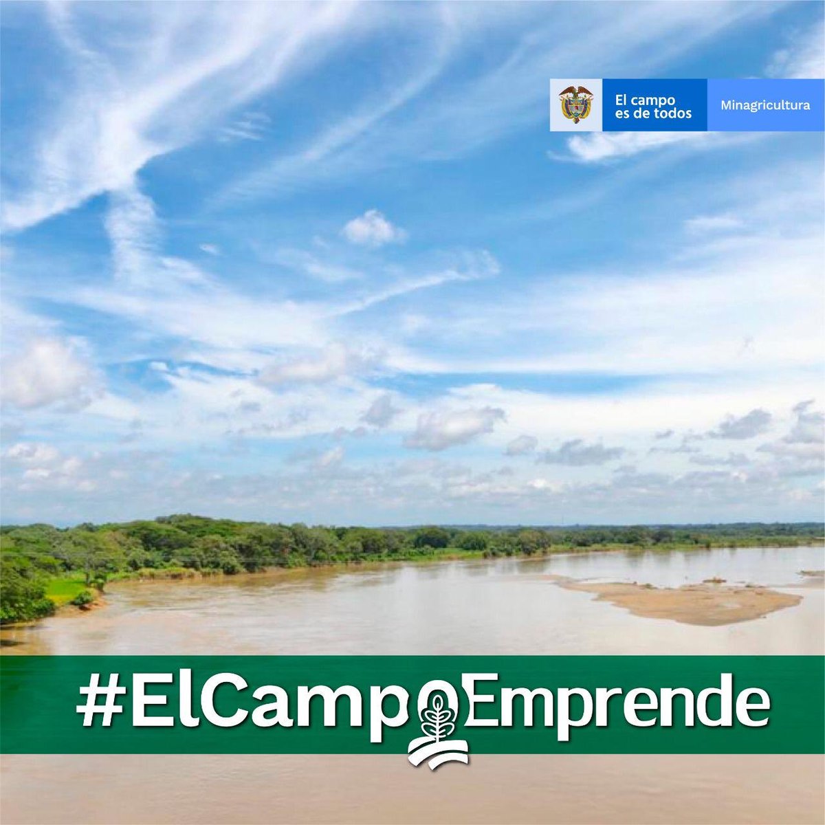 AndrsValencia9's tweet photo. Llegamos a Caucasia, Antioquia con el Presidente @IvanDuque para presentar #ElCampoEmprende la estrategia para el desarrollo empresarial asociativo entre campesinos en condiciones de pobreza extrema. Brindando oportunidades en las zonas rurales construimos un #CampoConProgreso https://t.co/EOUSnIDS2l