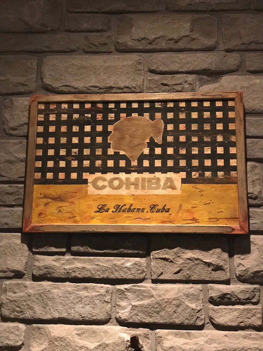 Absolute Cigars tweet media