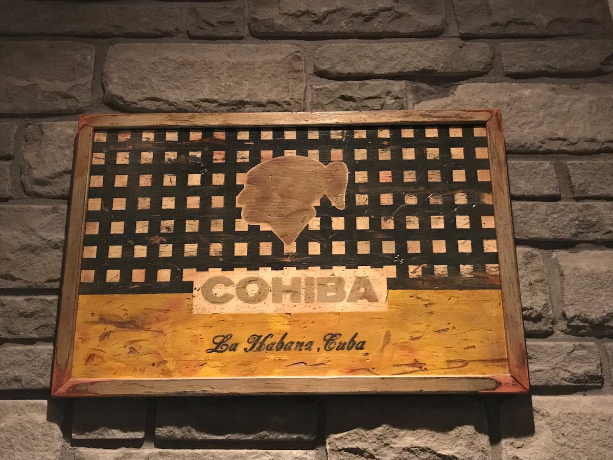 Absolute Cigars tweet media