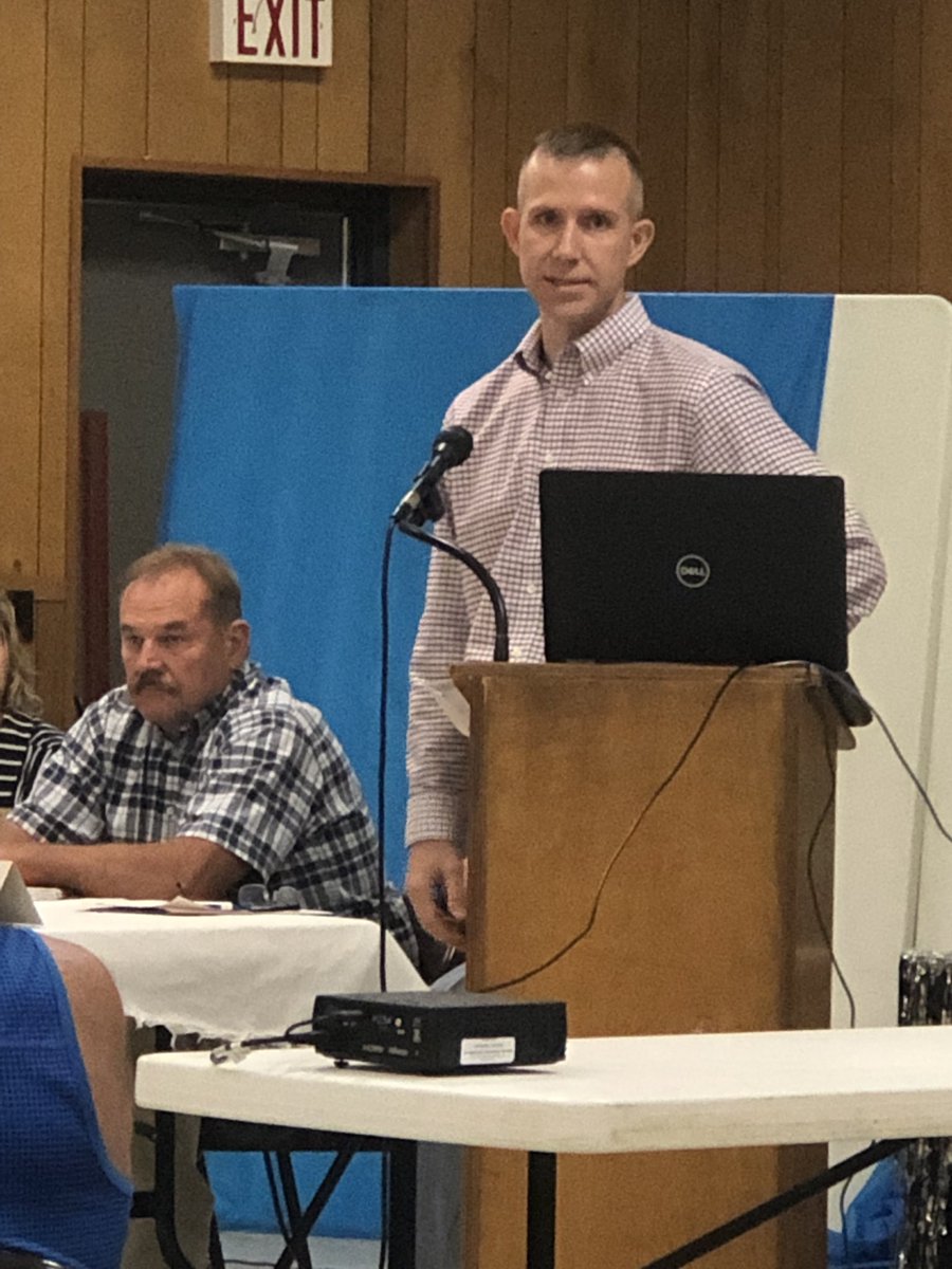 vanpelt_k's tweet photo. State Secretary of Agriculture Wes Ward at the River Valley Flood Recovery Outreach Meeting letting producers know that Governor Hutchinson is taking flood damage assistance seriously. https://t.co/OfZB78H9sm