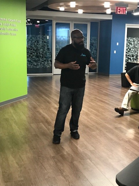 The talented Darnell Davis presented at the 1MC. He gave a presentation on the company Aspire. If your start-up or small business needs help with getting your feet off the ground, marketing, globalization, and more Darnell is the man to ask!