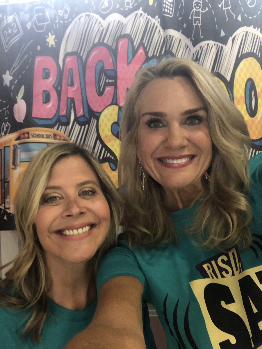 BallastShawna's tweet photo. Love the Bobcats!!!! @HPPMBobcats @MThomasHPPM #RISDSaySomething #RLCBorn2Soar https://t.co/tHPLFa1qeX