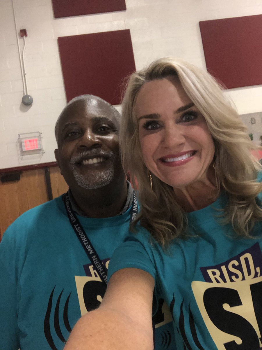 BallastShawna's tweet photo. Love the Bobcats!!!! @HPPMBobcats @MThomasHPPM #RISDSaySomething #RLCBorn2Soar https://t.co/tHPLFa1qeX