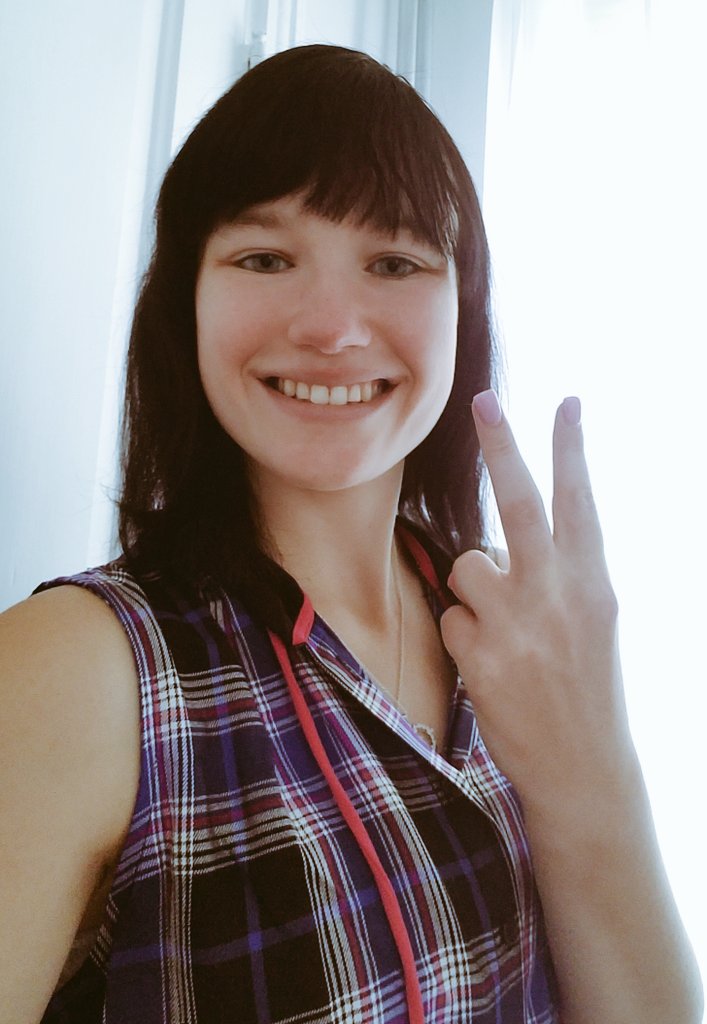 Alexis_Alushi's tweet photo. #selfieforryan Happy Thursday!!! https://t.co/EEP6jiWti7