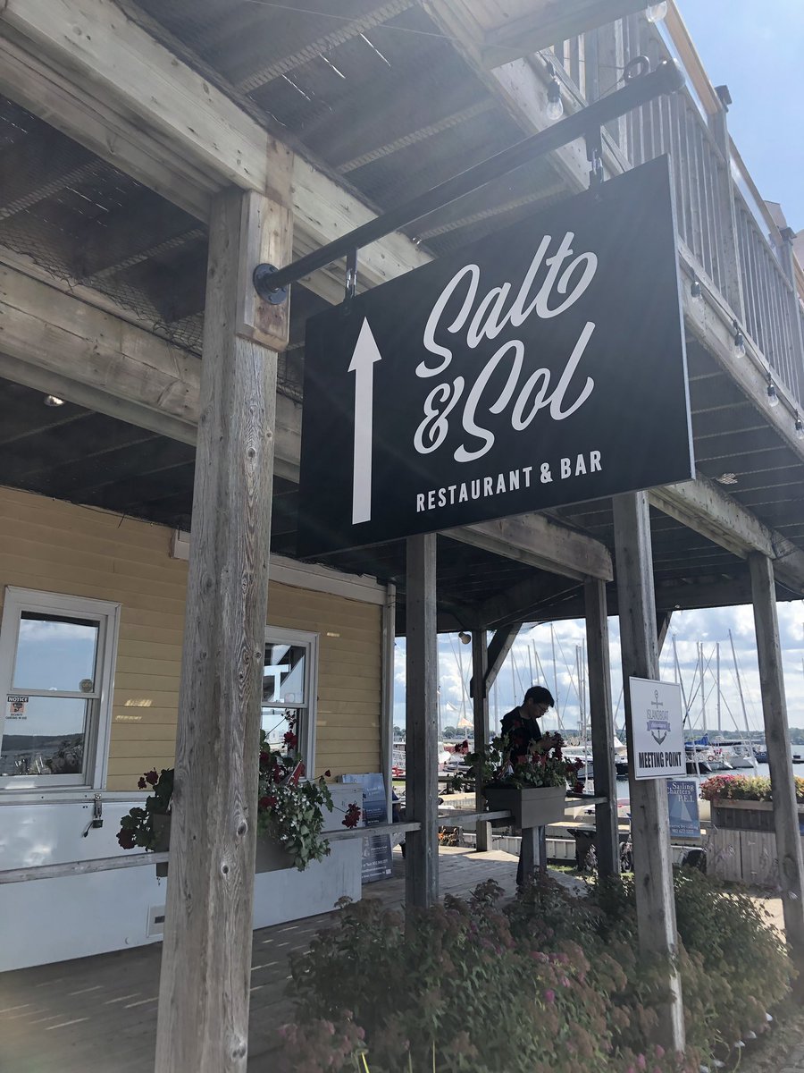 ChtownChamber's tweet photo. It’s a beautiful day to catch up with colleagues and friends at @saltandsolpei! We’re here until 1 PM for Business During Hours - swing by to say hi! 👋 ⛵️ #thatview #relaxednetworking Sponsored by @flyYYG https://t.co/grJRsCOcXN