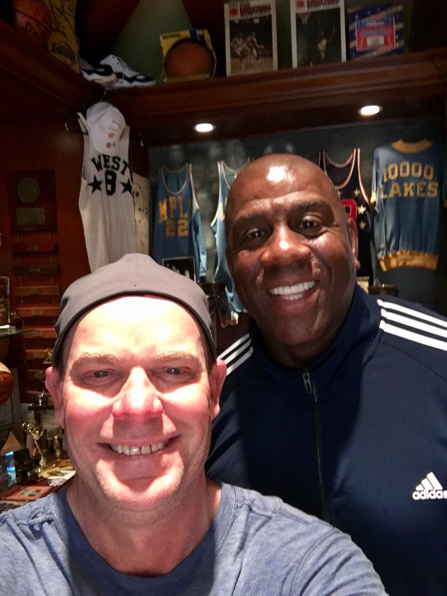 DavidDKohler's tweet photo. MAGIC BIRTHDAY: Happy 60th Birthday to my good friend Magic in the Lakers Shrine. All time Laker! Looking forward to a great season. GO LAKERS ⁦@Lakers⁩ #LAKERS ⁦@MagicJohnson⁩ ⁦@NBA⁩ #NBA #basketball #hoops ⁦@LakersNation⁩ https://t.co/roqCCc7vFE