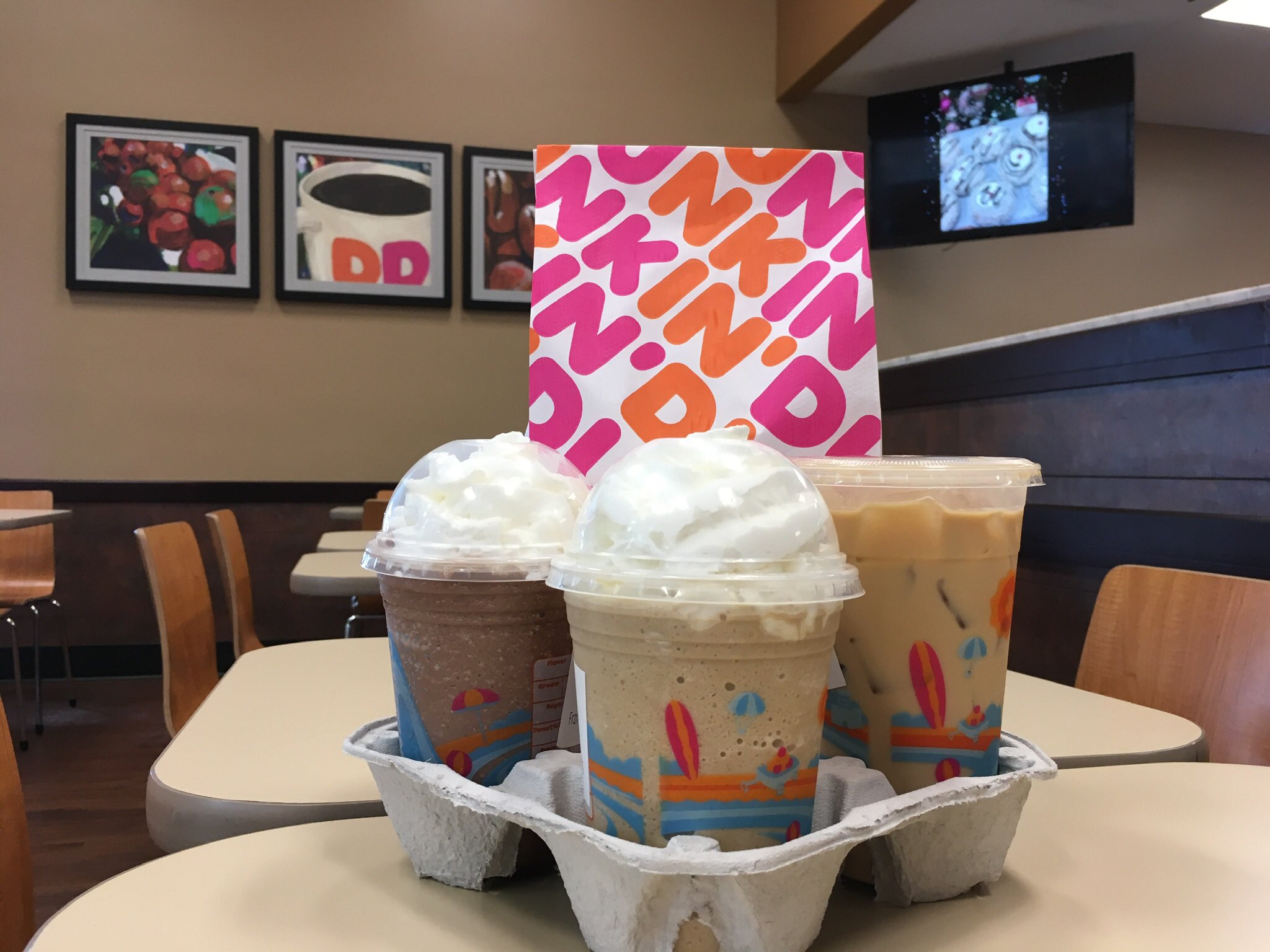 Dunkin' Donuts 25 Bonus Points With Purchase After 2pm (Til 8/24