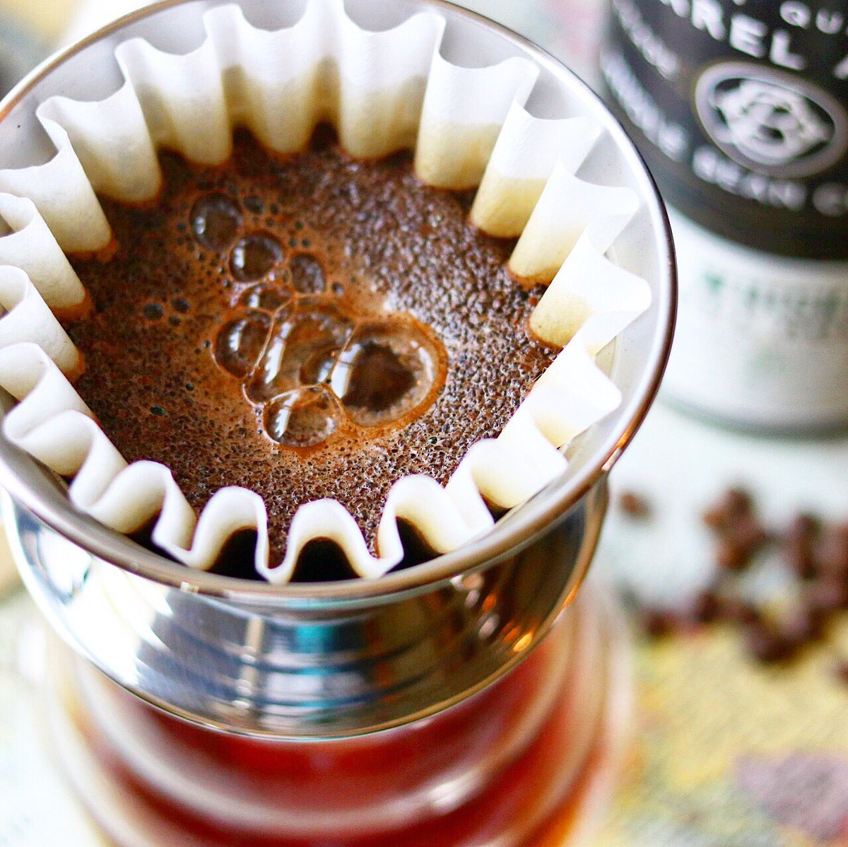 oakandbond's tweet image. Aromas from the morning bloom are exploding with flavor!💥 We brewed with the kahlita wave this morning, which brew technique are you using to start the day?!
• #Chemex
• #Espresso
• #Drip
• #FrenchPress
• #Aeropress
#coffeetime