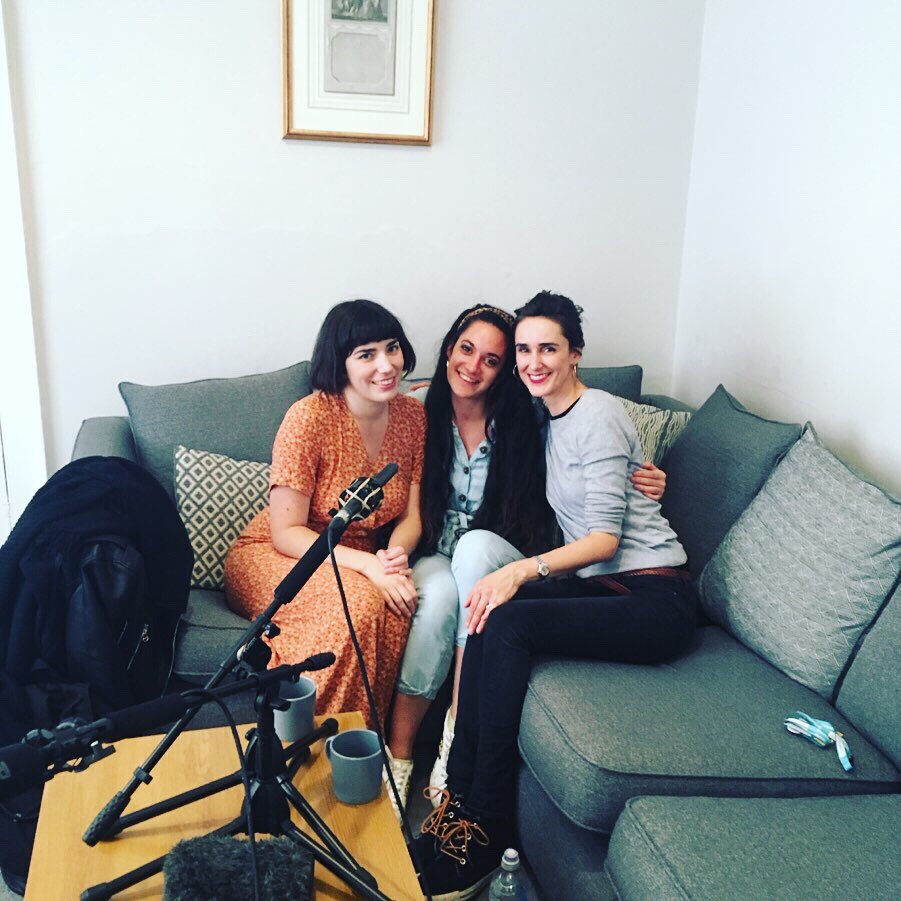 AlgorithmsPlay's tweet photo. Lovely talking to @spotlightuk yesterday about #ALGORITHMSplay & working as a solo writer-performer. These two (@KatieGuicciardi of @FoxPlayUK & @izzykabban of @SpeakUpCogs LOVE (watching madness)) were EXCELLENT company - catch theirs shows at #EdFringe https://t.co/j4KGMTURTs