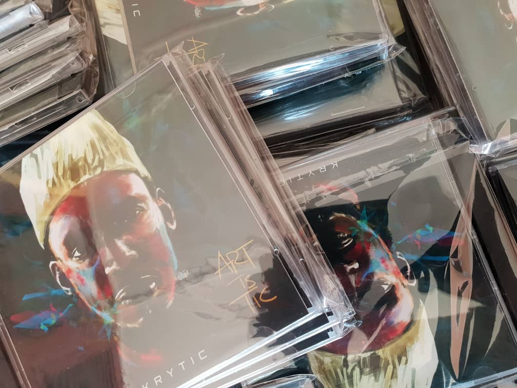 DeucerMagic's tweet photo. If you are in Lusaka you can purchase #ArtIsTic (Krytics Album Of The Year nominated album). 🔥🔥🔥
Call 0967-047554 to get a copy. 

K100. 

RT for awareness!

#deucermagicproductions https://t.co/G1W1obXBZT