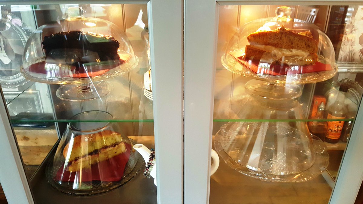 GreatExmoorRide's tweet photo. Excellent coffee &amp; sausage sarnie @ExfordTea again today - &amp; their cakes aren't bad either! 😁 Very pleased this will be our backup ref stop again @GreatExmoorRide 👍👍👍 https://t.co/PeOHhXkzgE